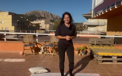 Waarom je buik opzet door stress